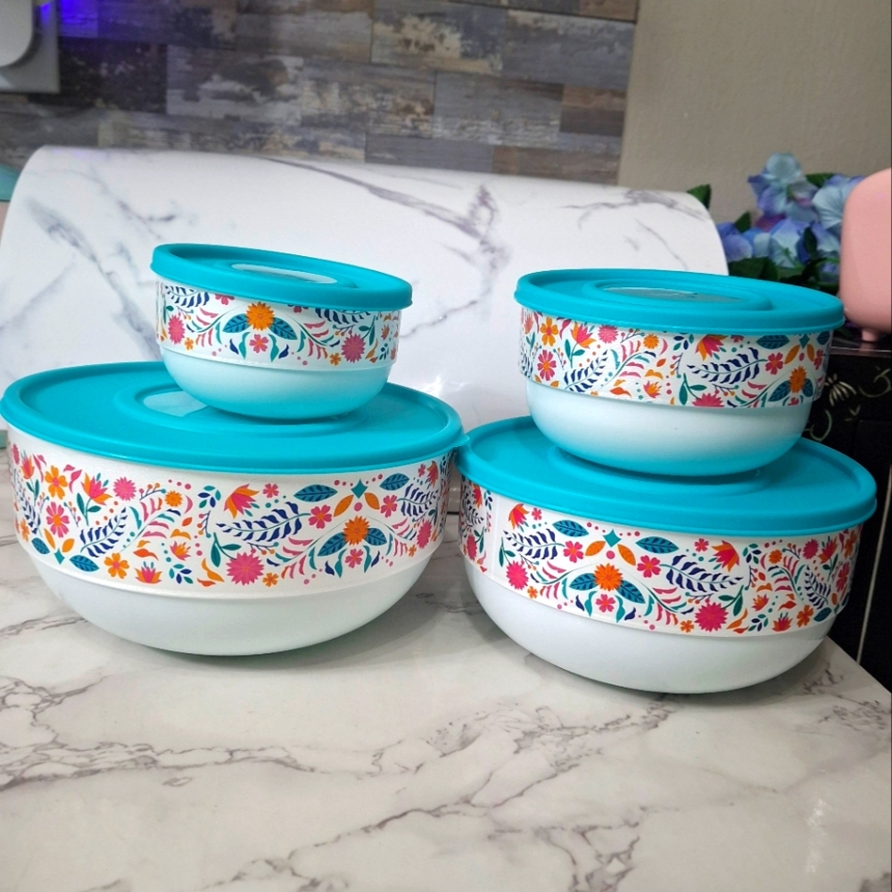Floral Patterned Bowl Set with Teal Lids